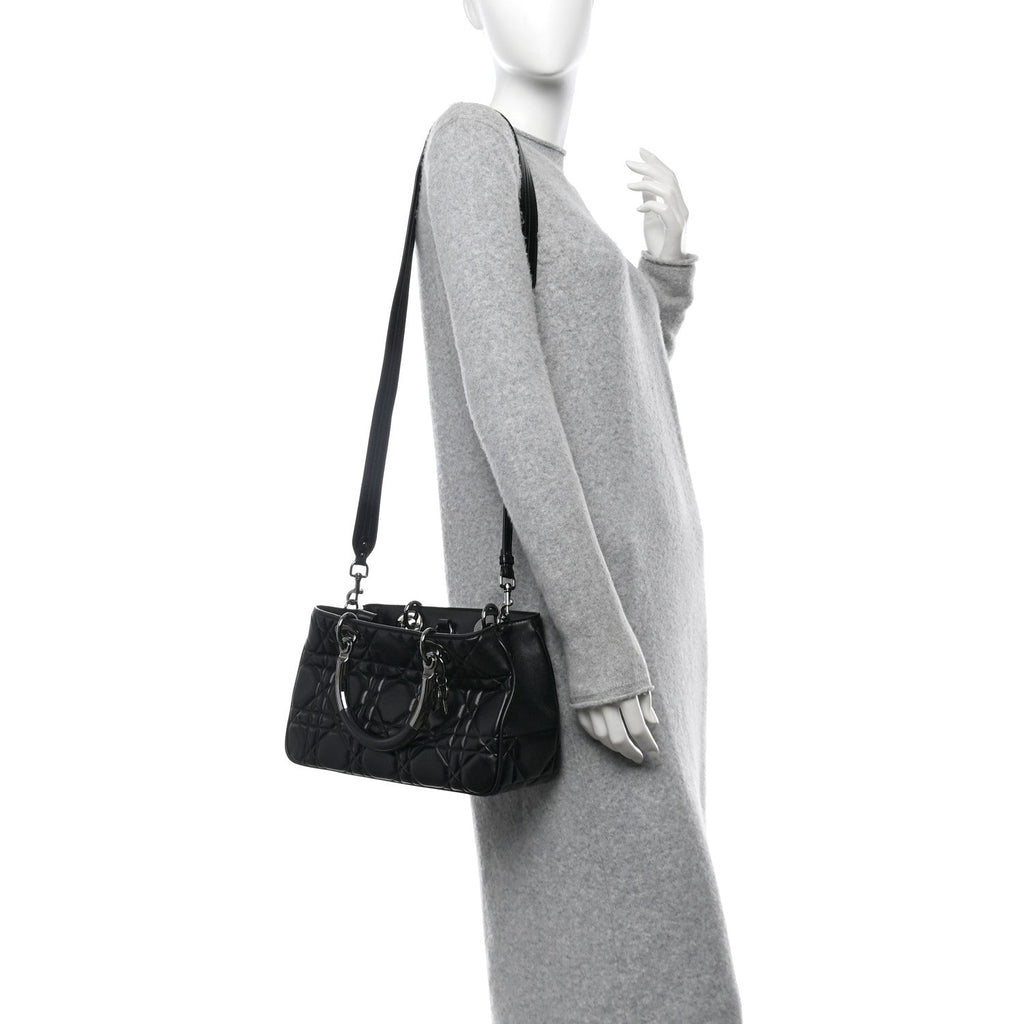 Christian Dior Calfskin Cannage Medium The Lady 95.22 Black