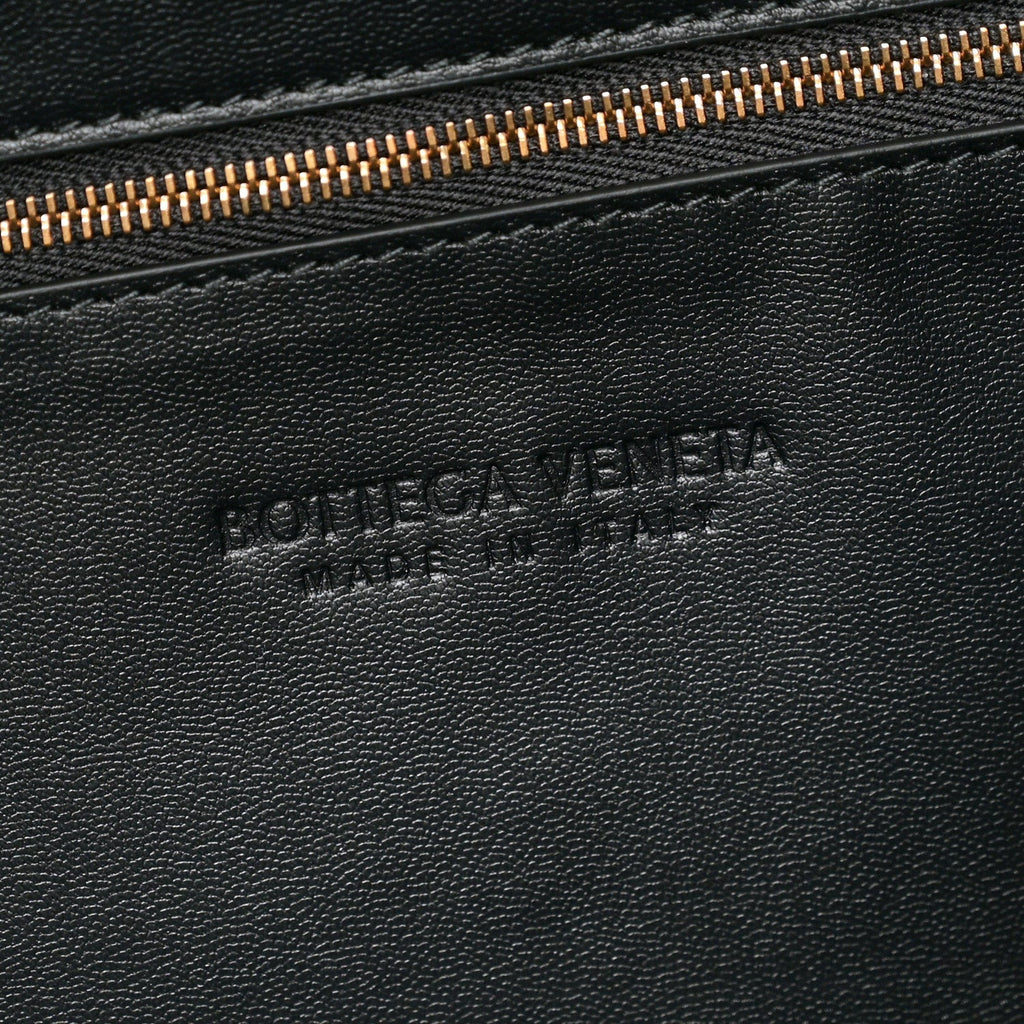 Bottega Veneta Silky Calfskin Large Hop Black