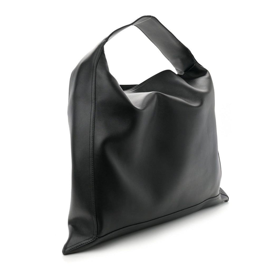 Bottega Veneta Silky Calfskin Large Hop Black