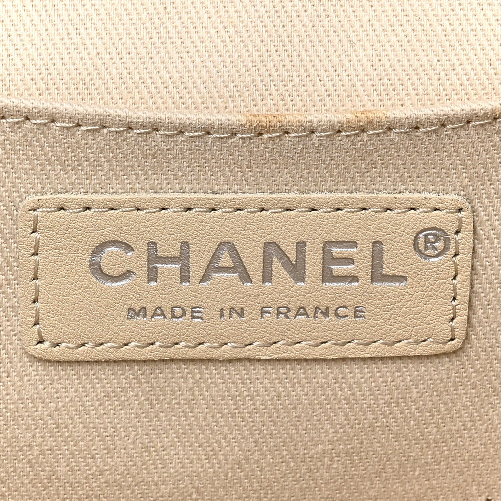 Chanel Patent CC Quilted Timeless Clutch Navy