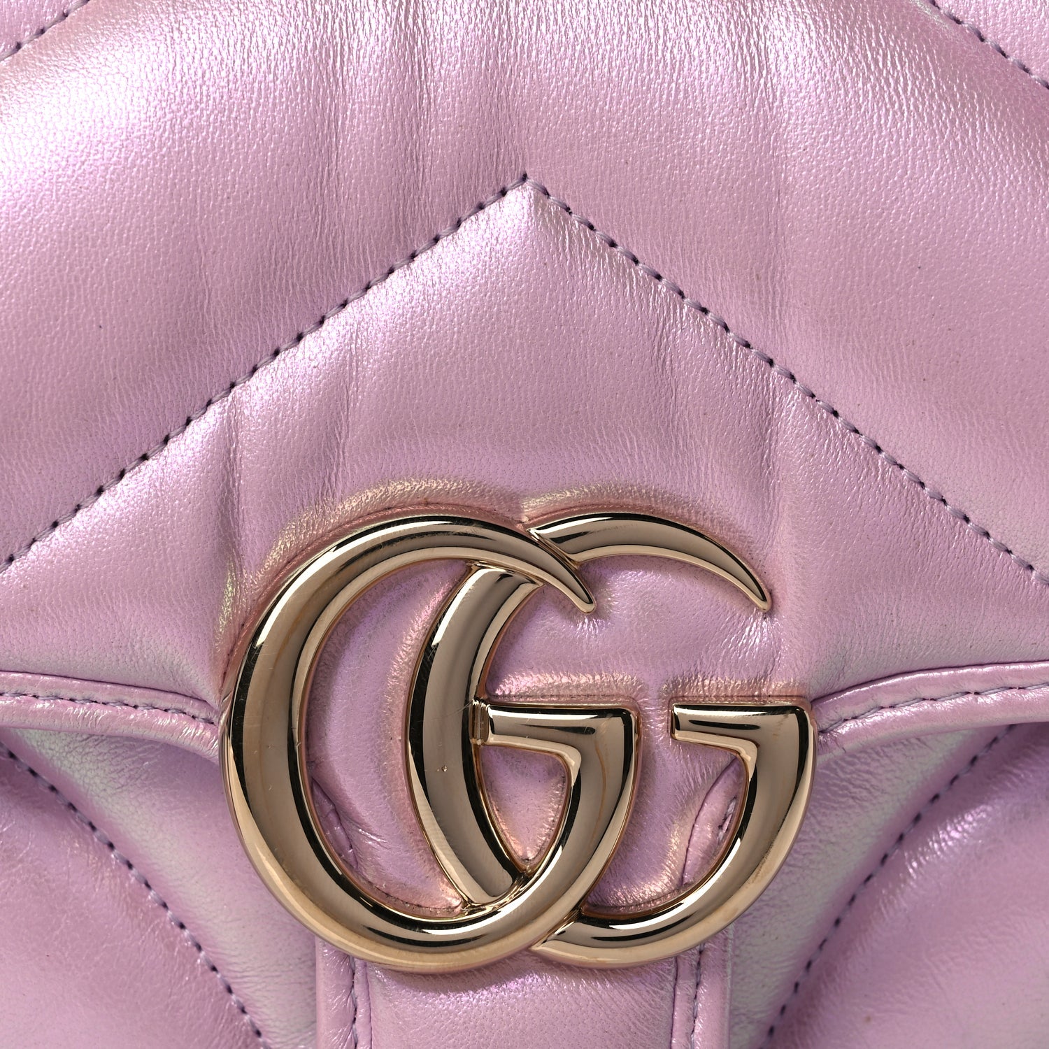Gucci Iridescent Nappa Chevron Matelasse Mini GG Marmont Shoulder Bag Iridescent Escape Pink
