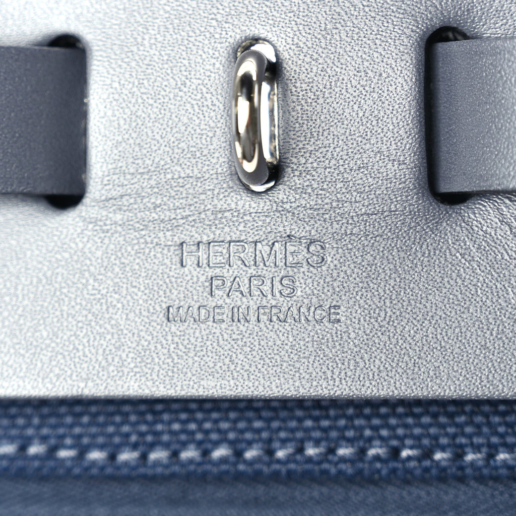 Hermes Military Toile Vache Hunter Herbag Zip Retourne 31 PM Bleu Marine Black