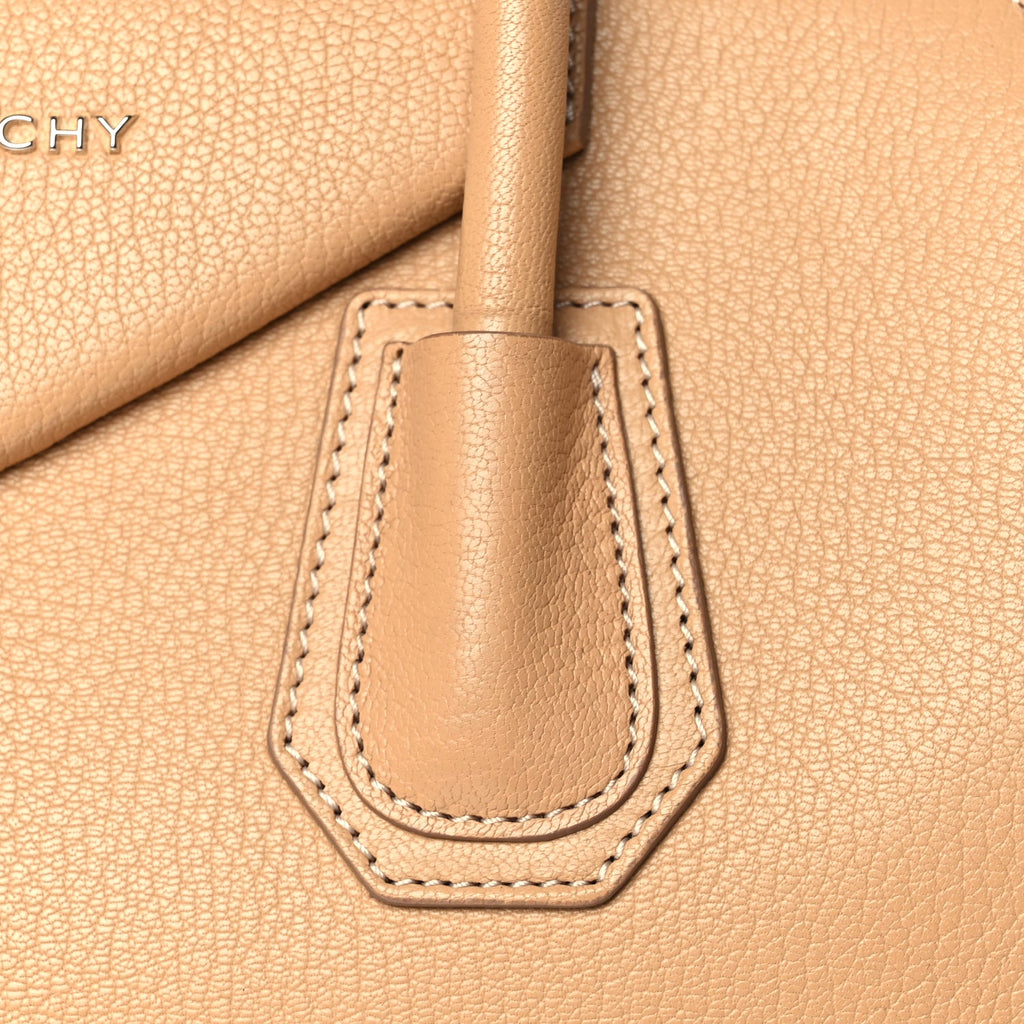 Givenchy Sugar Goatskin Medium Antigona Light Beige