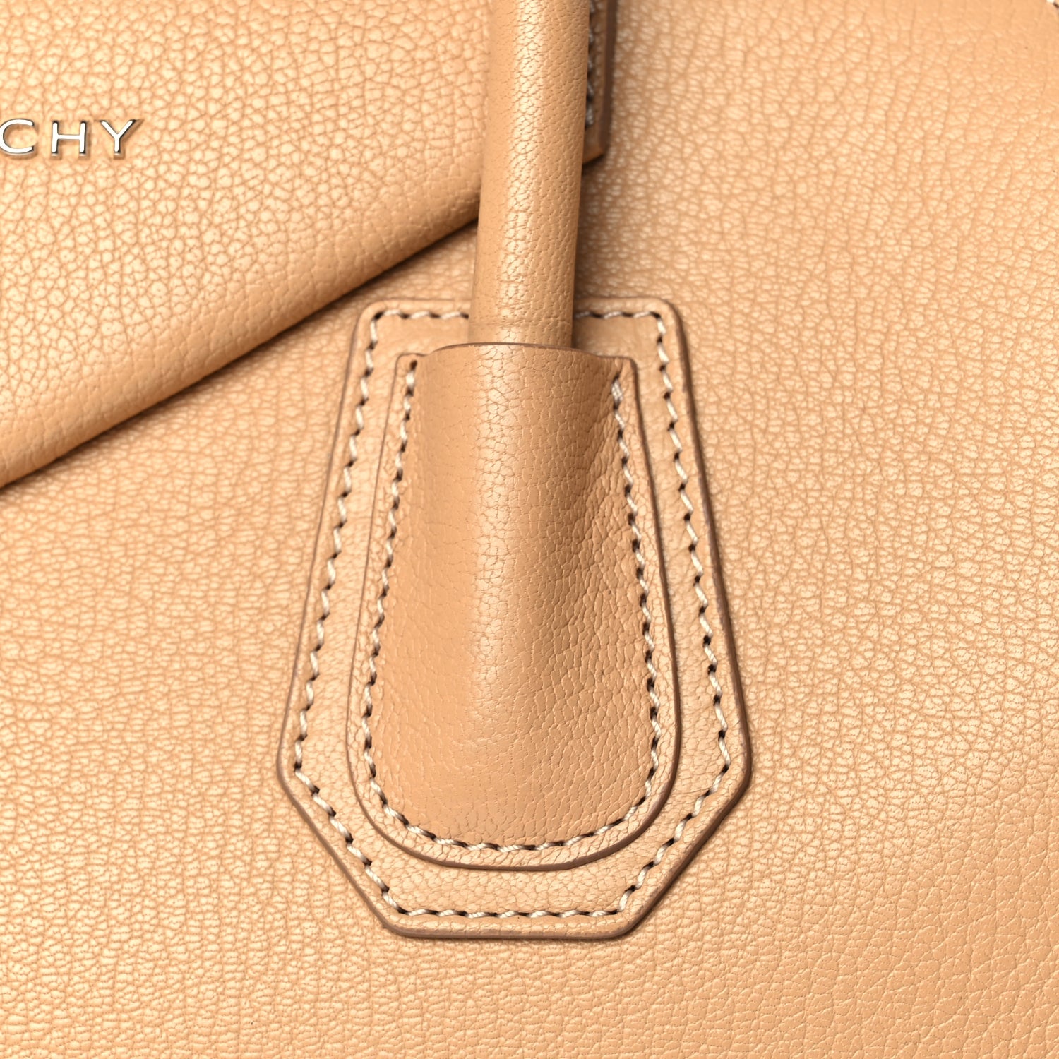 Givenchy Sugar Goatskin Medium Antigona Light Beige