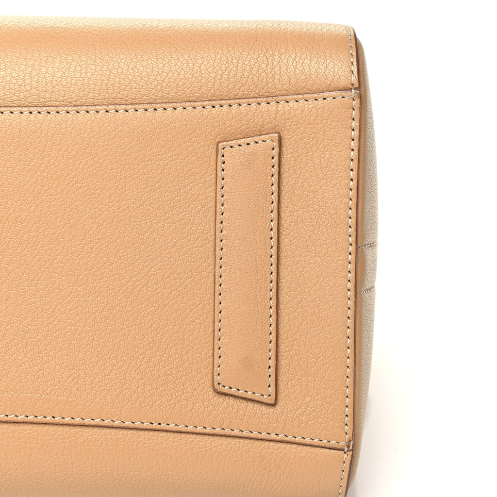 Givenchy Sugar Goatskin Medium Antigona Light Beige