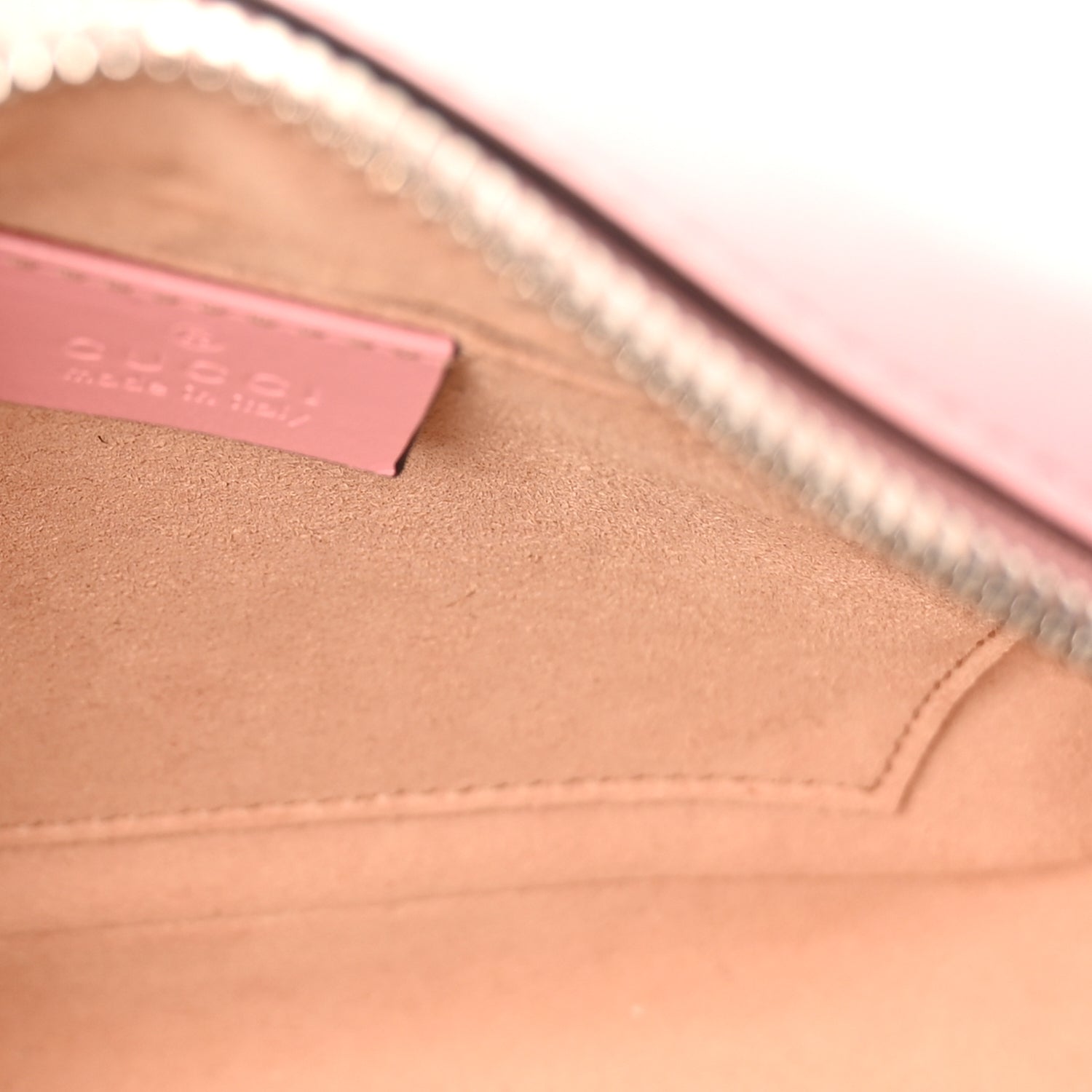 Gucci Calfskin Matelasse Small GG Marmont Chain Shoulder Bag Wild Rose