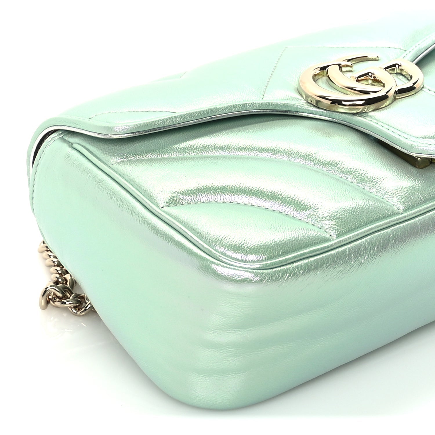 Gucci Iridescent Nappa Chevron Matelasse Small GG Marmont Shoulder Bag Iridescent Salvy Green