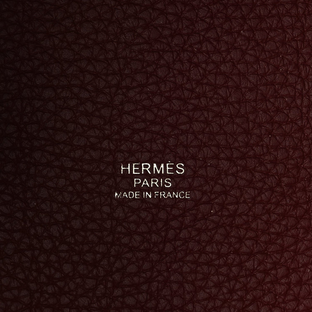 Hermes Taurillon Clemence Picotin Lock 22 MM  Rouge H