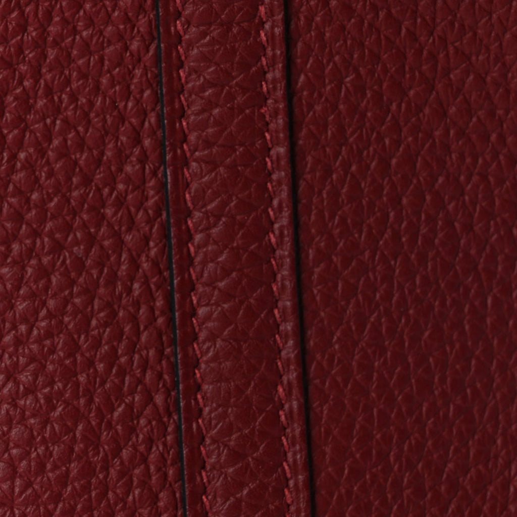 Hermes Taurillon Clemence Picotin Lock 22 MM  Rouge H