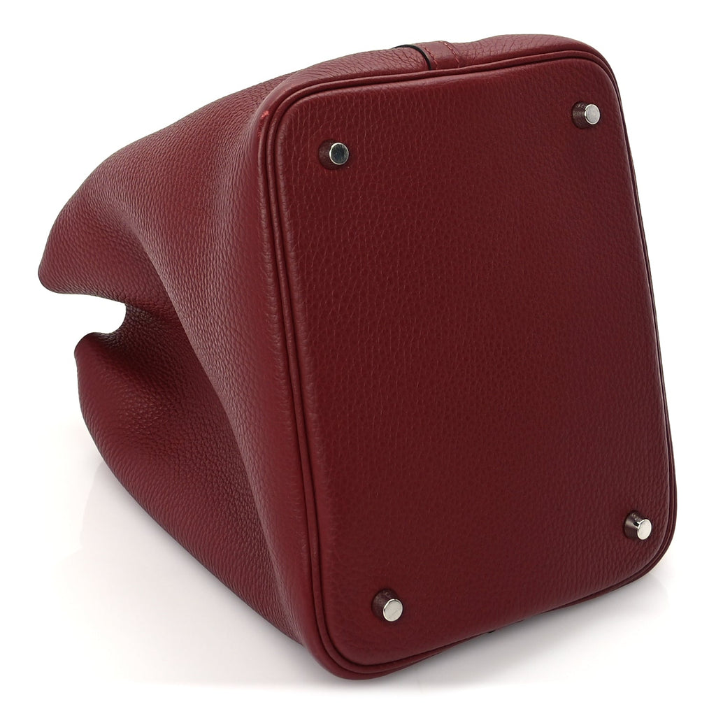 Hermes Taurillon Clemence Picotin Lock 22 MM  Rouge H