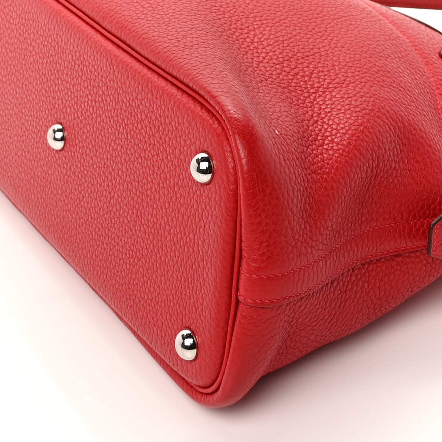 Hermes Taurillon Clemence Bolide 31 Rouge Casaque