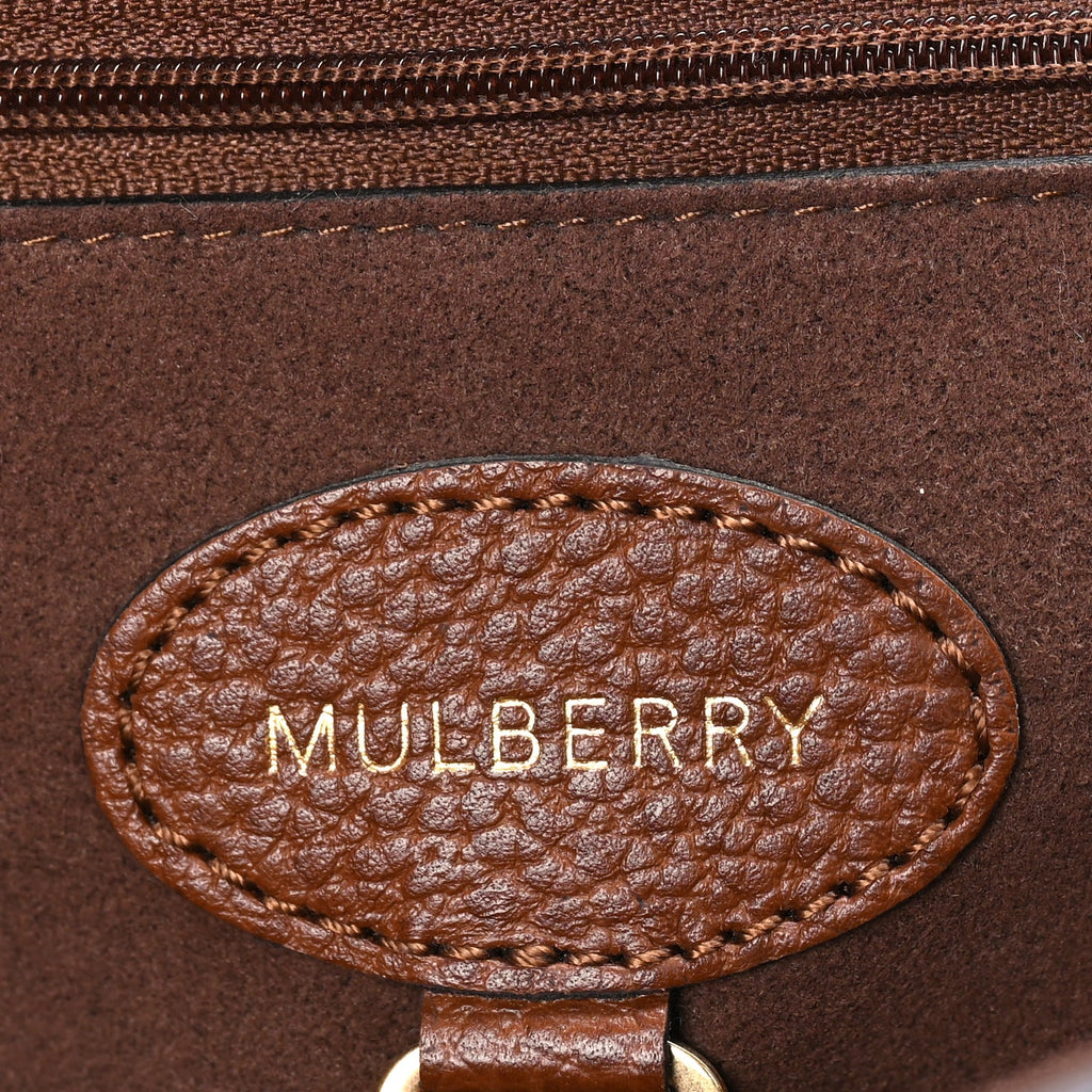 Mulberry Small Classic Grain Calfskin Medium Lily Flap  Oak
