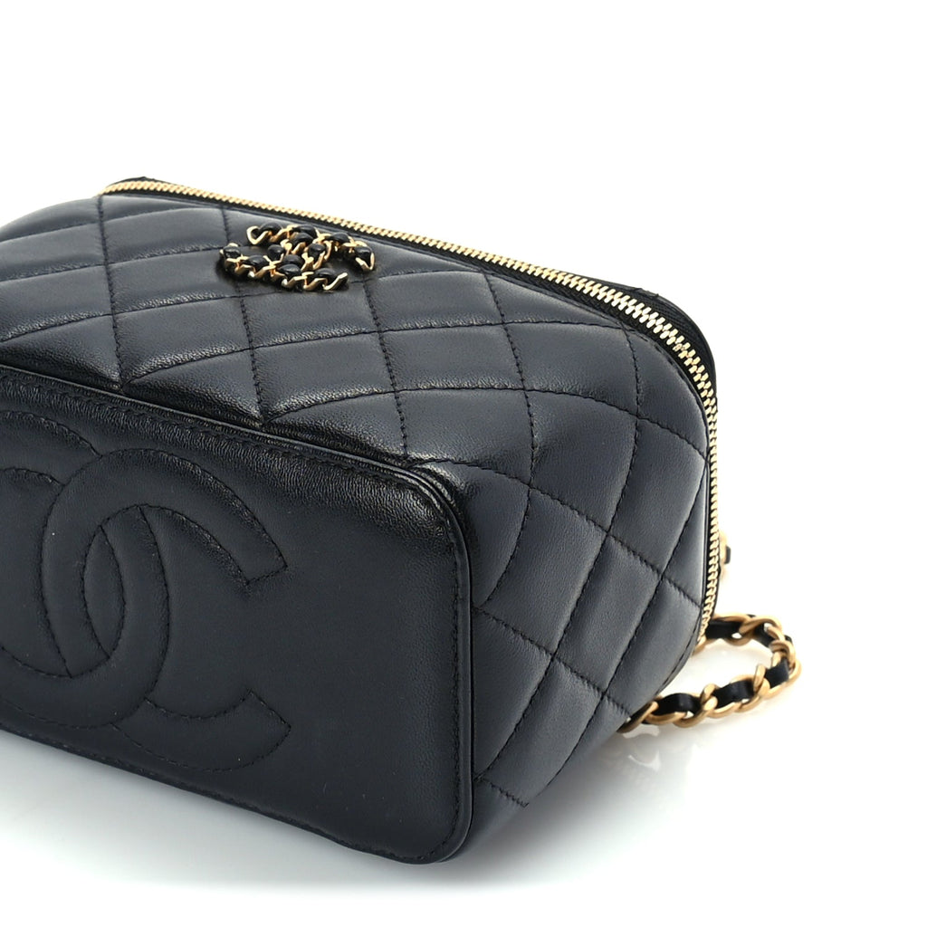 Chanel Lambskin Quilted 19 Pick Me Up Vanity Case  Black
