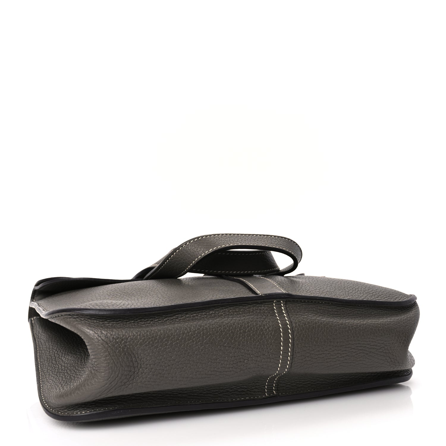 Hermes Taurillon Clemence Halzan 31 GM Etoupe
