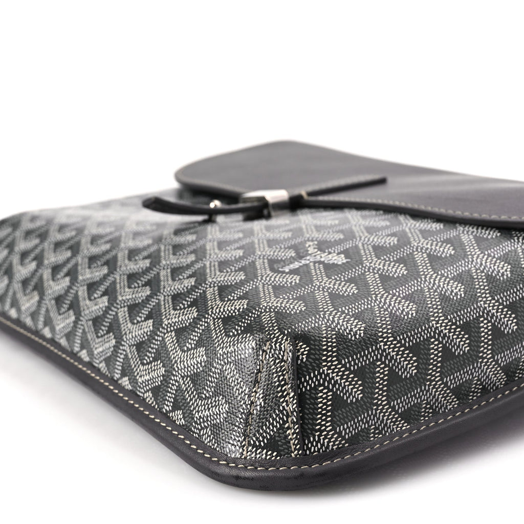 Goyard Goyardine Coursier Messenger Bag Gray