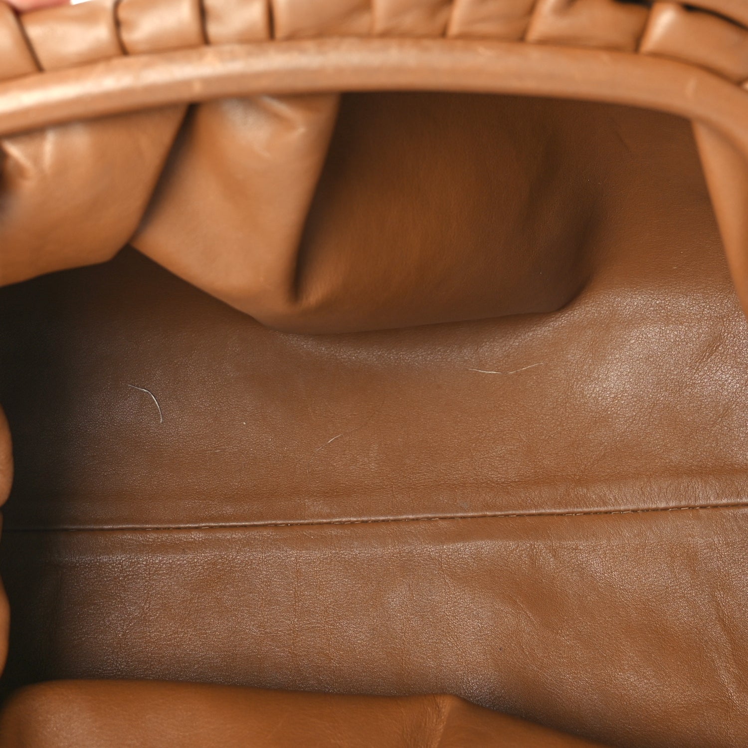 Bottega Veneta Smooth Butter Calf The Pouch Oversized Clutch Cammello