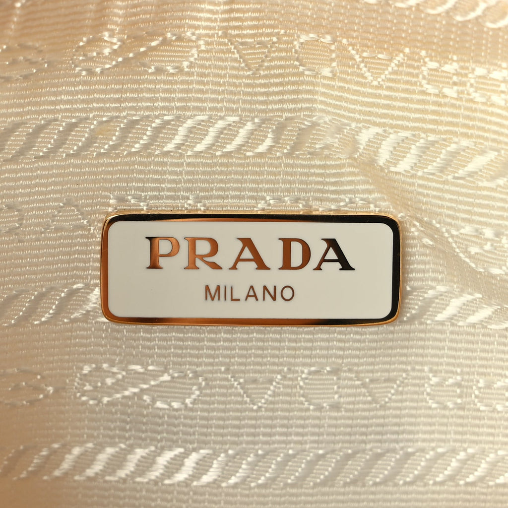 Prada Yarn Raffia Effect Crochet Re-Edition 2005 Shoulder Bag White