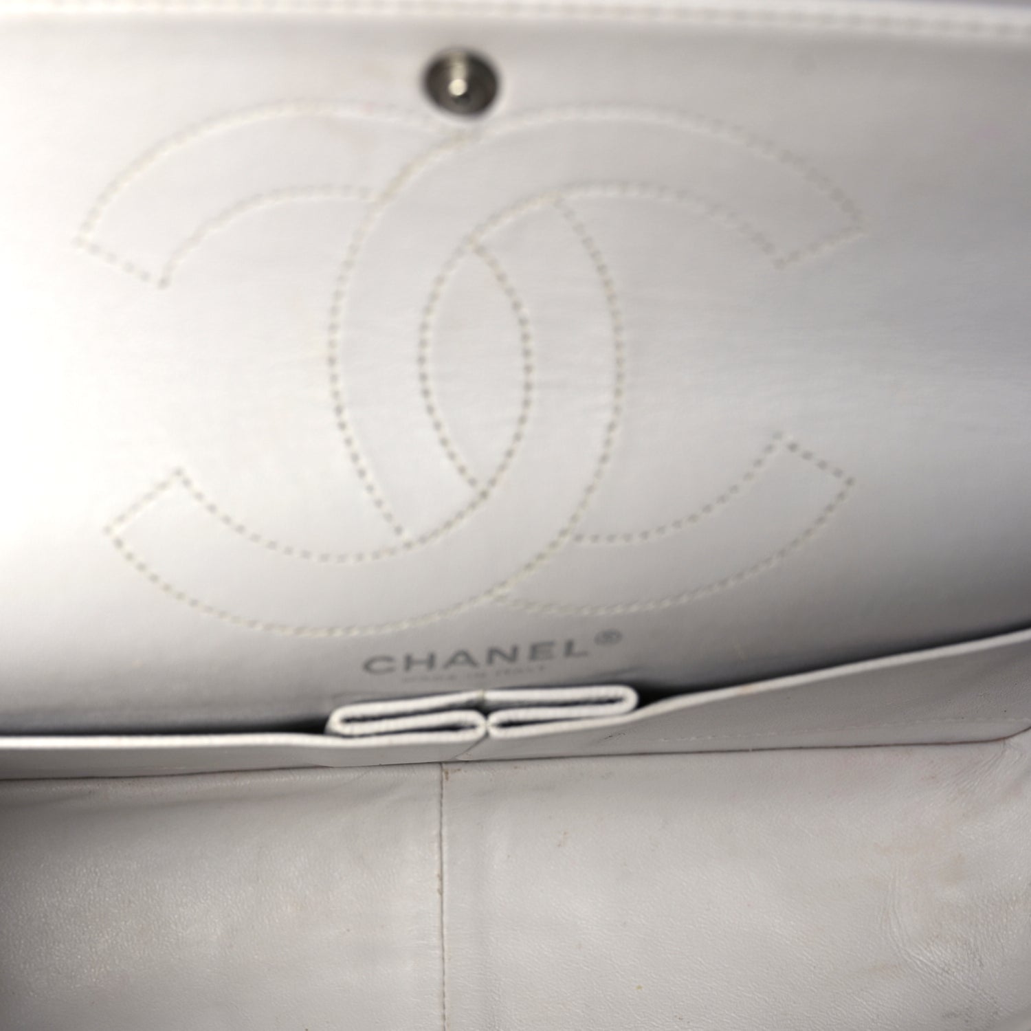 Chanel Aged Calfskin 2.55 Reissue 226 Flap  Ivory